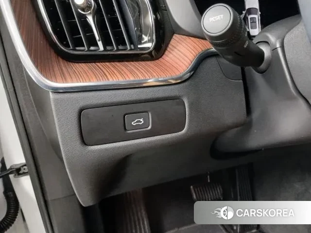 Volvo XC60 second Generation id 3512720 из Кореи 19