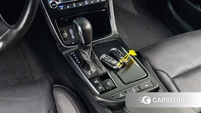 Hyundai Grandeur IG id 3188365 из Кореи 19