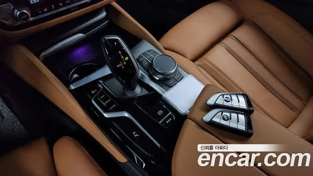 BMW 5 Series (G30) id 2949385 из Кореи 19