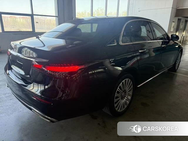 Mercedes-Benz E-class id 4313602 из Китая 9