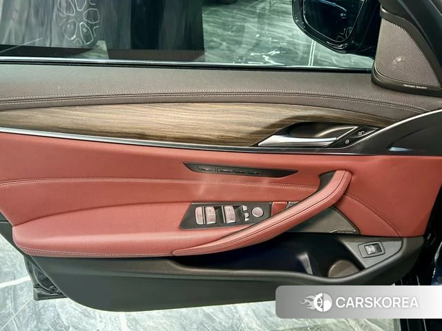 BMW 5 series id 4320852 из Китая 44