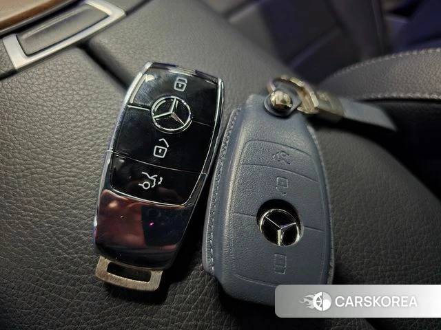 Mercedes-Benz E-Class W213 id 4632049 из Кореи 14