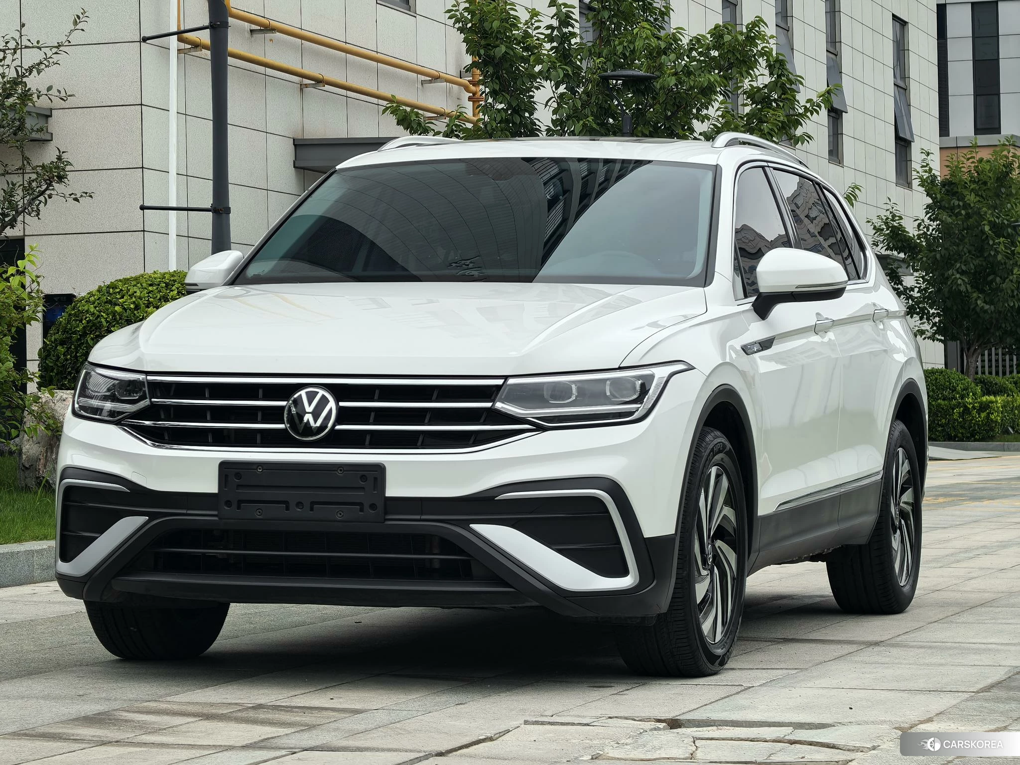 Volkswagen Tiguan L id 4510616 из Китая 15