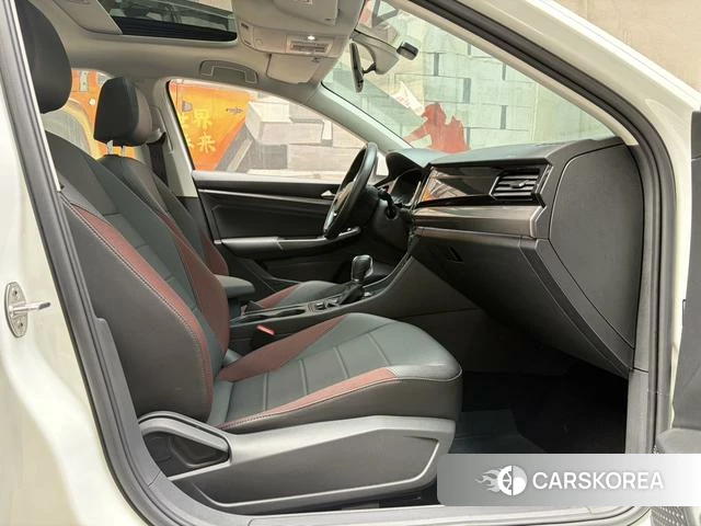 Volkswagen Bora id 4328649 из Китая 11