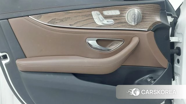 Mercedes-Benz E-Class W213 id 3914700 из Кореи 16