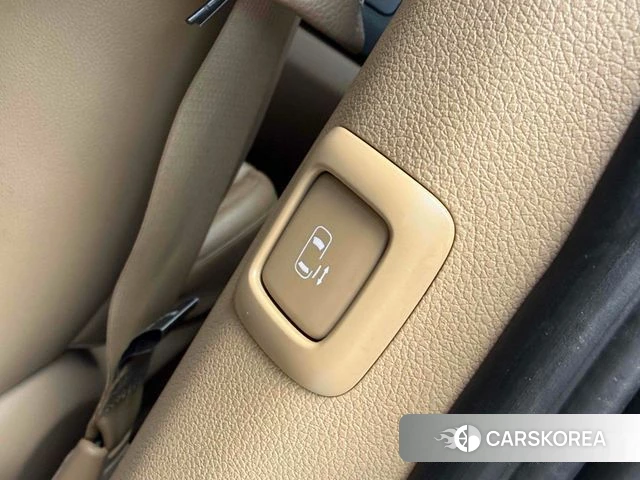 Kia The New Carnival id 4667344 из Кореи 19