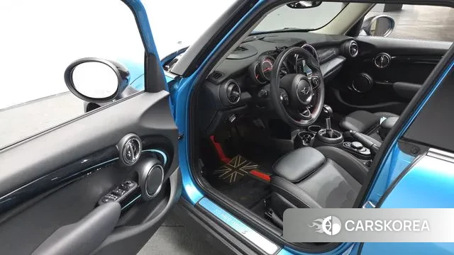 Mini Cooper S id 3713898 из Кореи 19