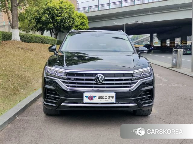 Volkswagen Touareg id 4259753 из Китая 9