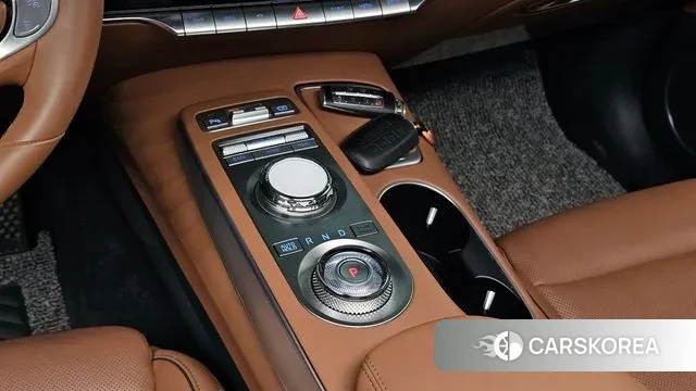 Genesis GV70 id 3063400 из Кореи 19