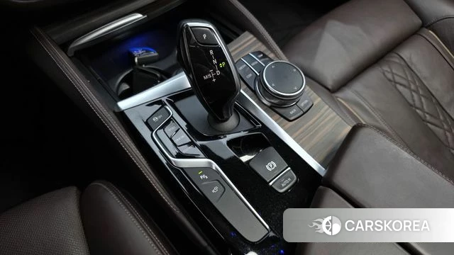 BMW 5 Series (G30) id 3917480 из Кореи 19