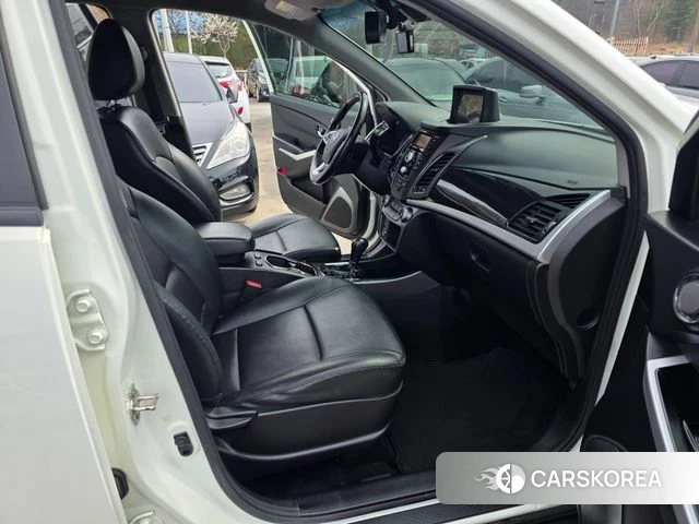 Ssangyong New Style Korando C id 3886391 из Кореи 19