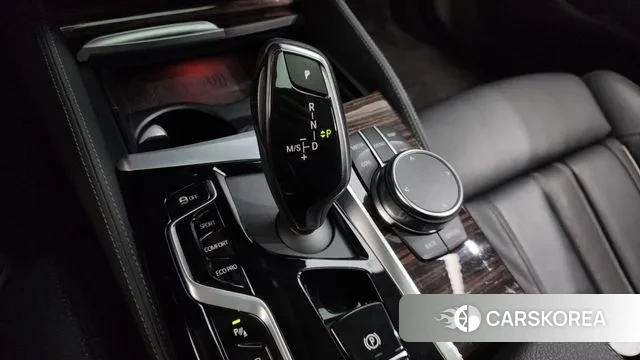 BMW 5 Series (G30) id 3432056 из Кореи 19