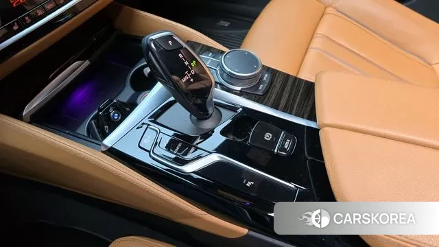 BMW 5 Series (G30) id 3530345 из Кореи 19