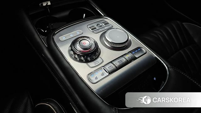 Genesis G90 (RS4) id 4186920 из Кореи 31