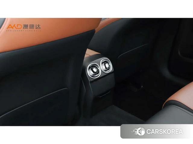 Mercedes-Benz Class C id 4255888 из Китая 9