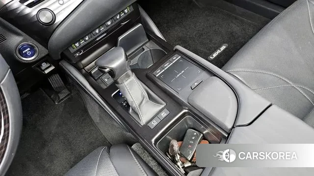 Lexus ES300h 7th generation id 3045402 из Кореи 19