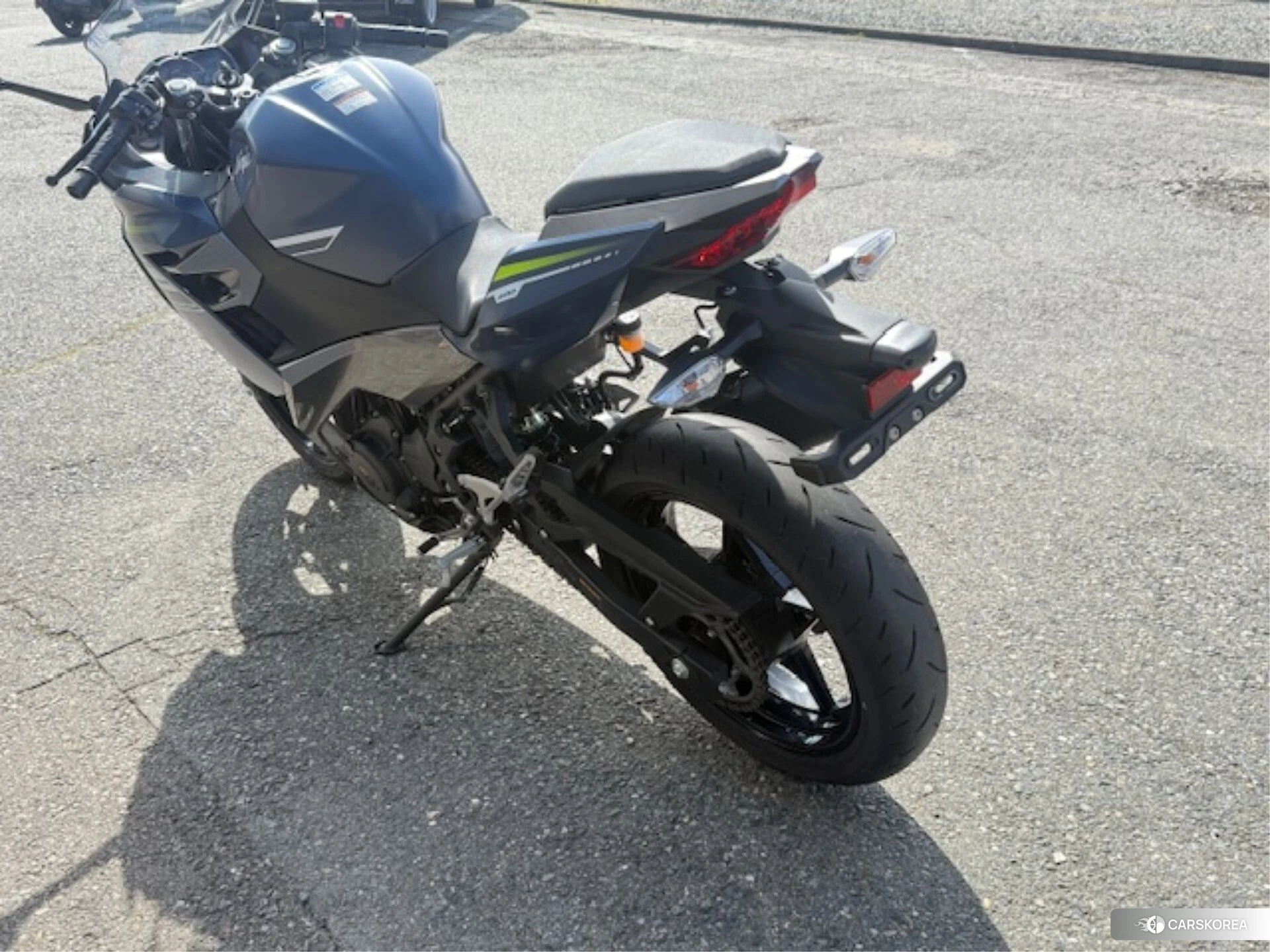 Kawasaki Ninja 400-2 id 3950375 из Японии 10
