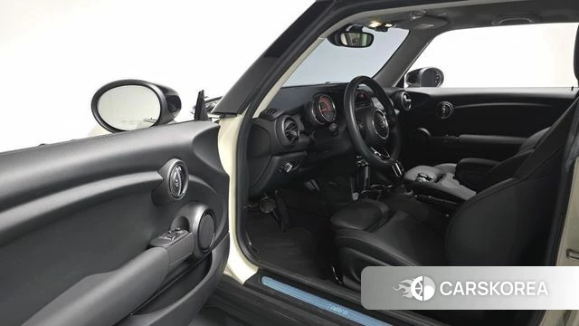 Mini Cooper id 4294327 из Кореи 29