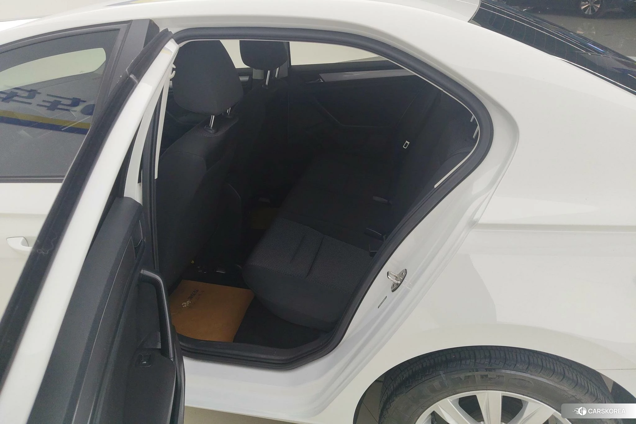Volkswagen Bora id 4441141 из Китая 16
