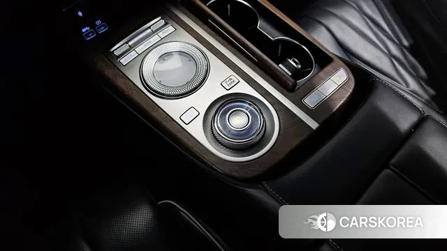 Genesis Electrified G80 (RG3) id 3378943 из Кореи 19