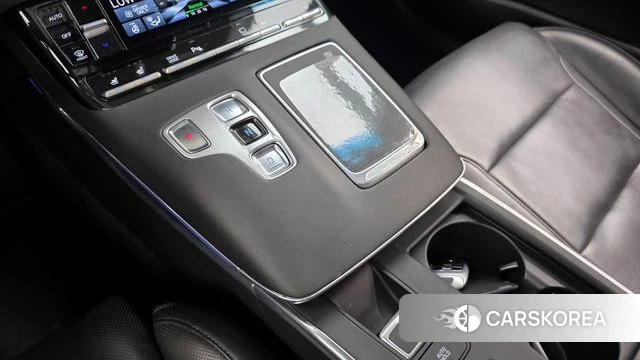 Hyundai The New Grandeur IG Hybrid id 4244916 из Кореи 33