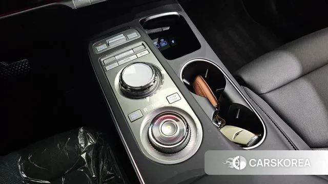 Genesis GV70 id 3523794 из Кореи 19