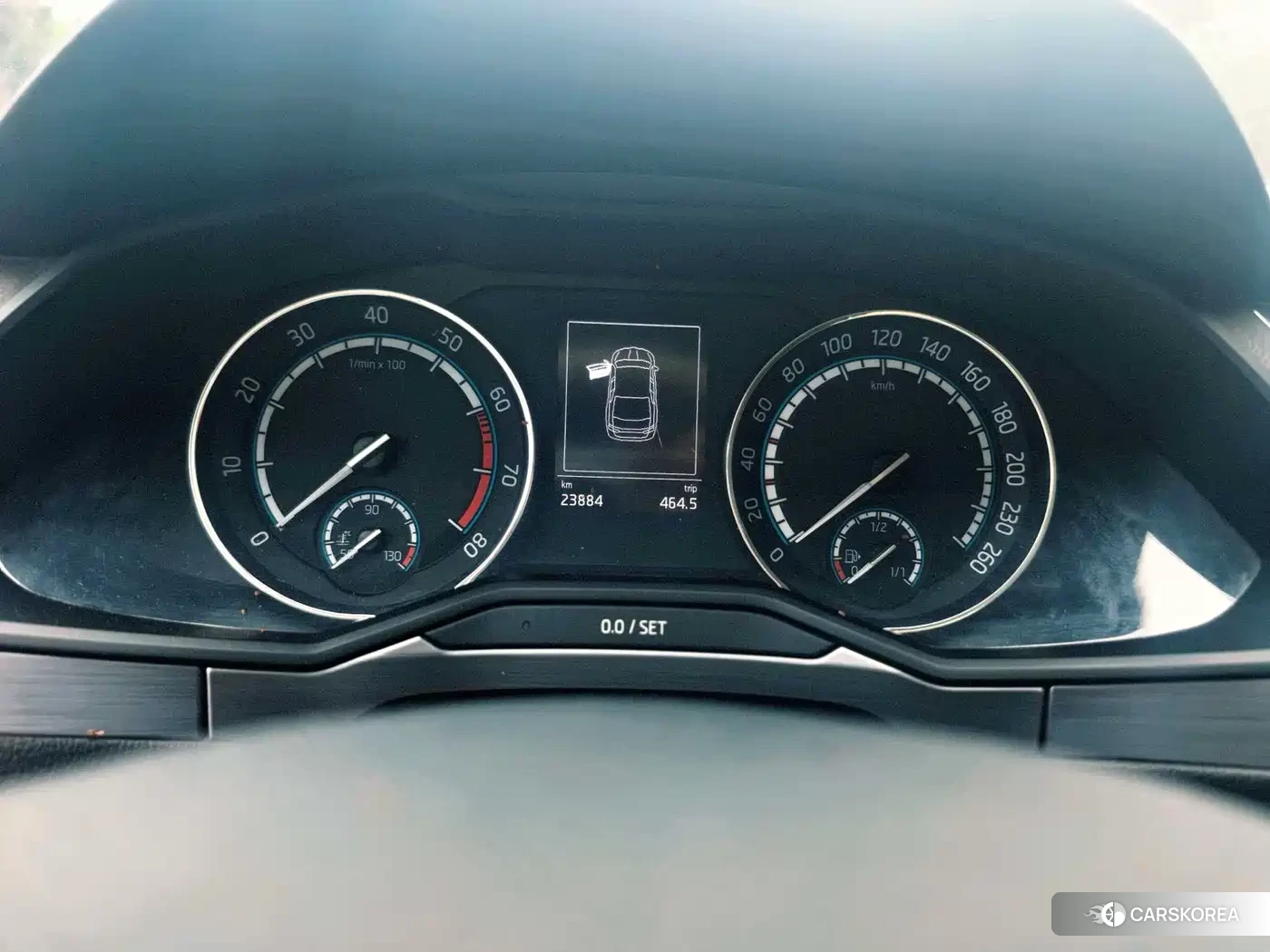 Skoda Superb id 4583716 из Китая 11