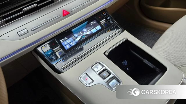 Hyundai The New Grandeur IG Hybrid id 4502078 из Кореи 31