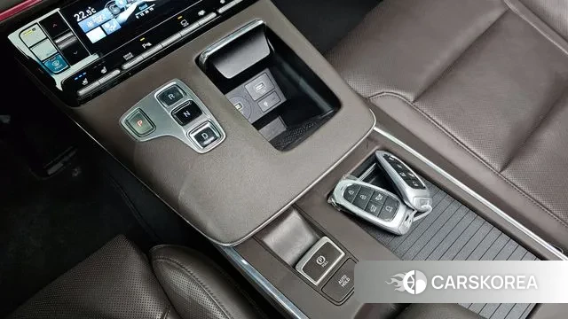 Hyundai The New Grandeur IG Hybrid id 2999028 из Кореи 19