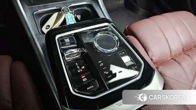 BMW 7 Series (G70) id 3447096 из Кореи 19