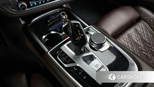 BMW 7 Series (G11) id 4410621 из Кореи 19