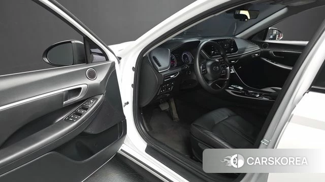 Hyundai Sonata (DN8) id 4389077 из Кореи 30