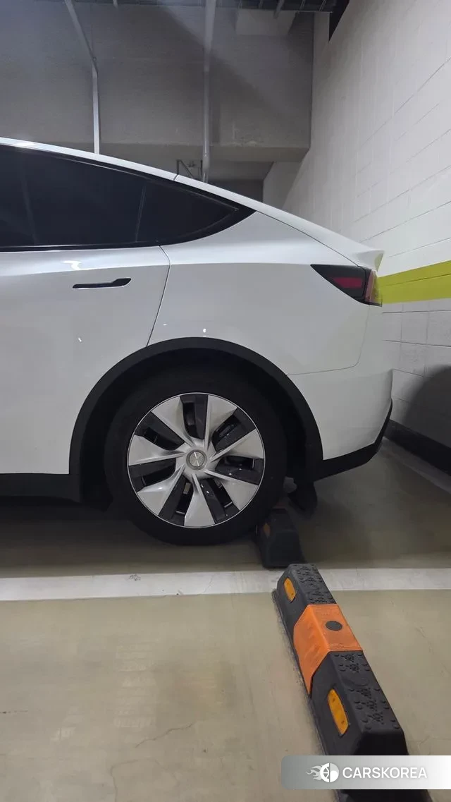 Tesla Model Y id 3590939 из Кореи 16