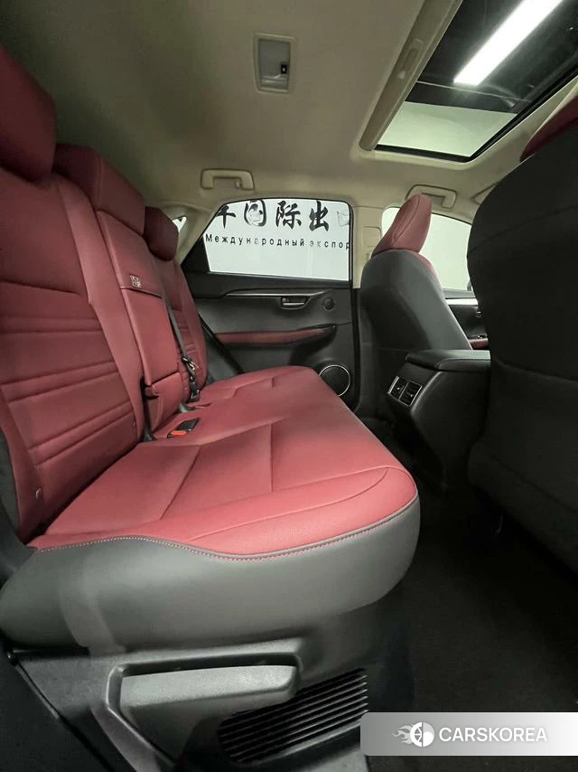Lexus NX id 4207816 из Китая 20