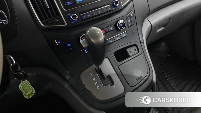 Hyundai The New Grand Starex id 3853612 из Кореи 19