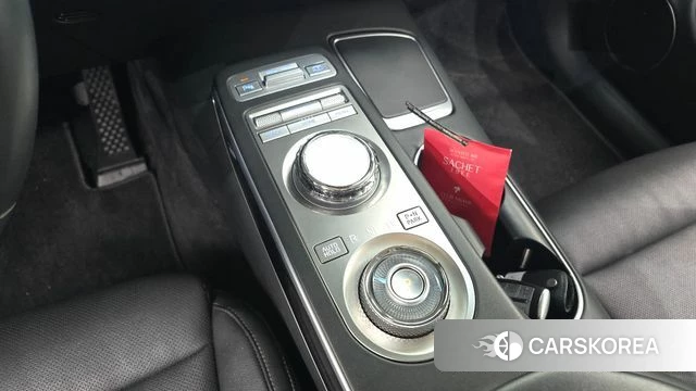 Genesis GV70 id 3923899 из Кореи 19