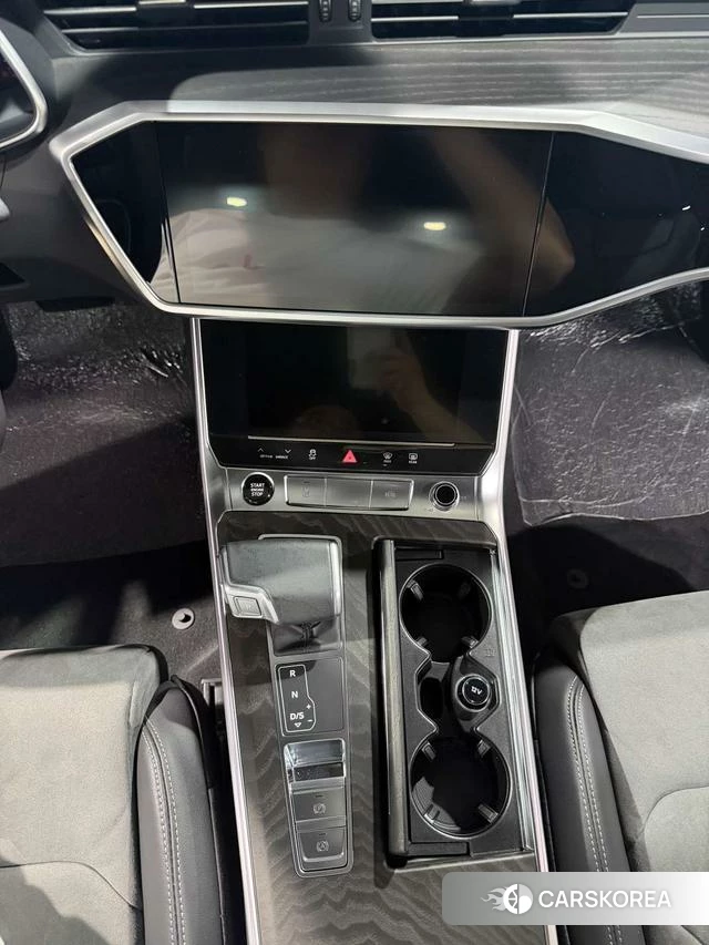 Audi A6L id 4342124 из Китая 13