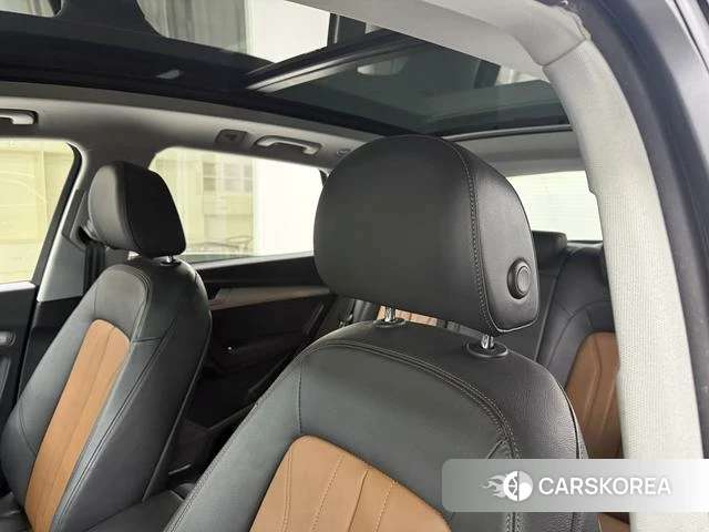 Audi Q5L id 4263924 из Китая 18