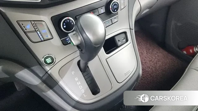 Hyundai The New Grand Starex id 3090630 из Кореи 19