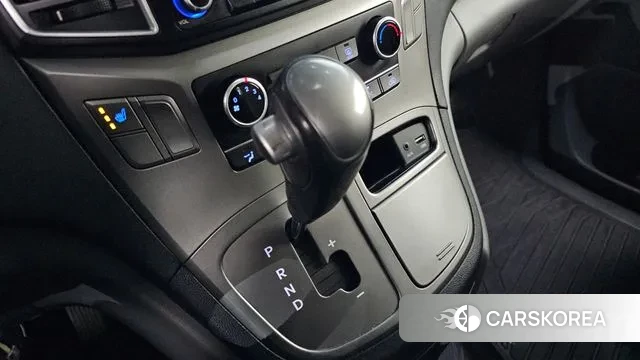 Hyundai The New Grand Starex id 3651457 из Кореи 19