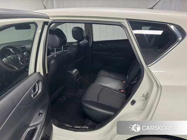 Nissan TIIDA id 4207380 из Китая 19
