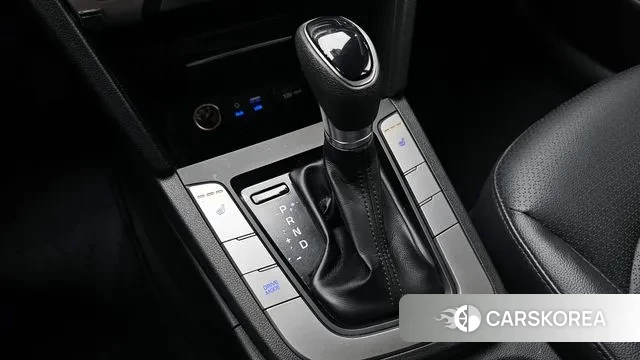 Hyundai Avante AD id 3129470 из Кореи 19