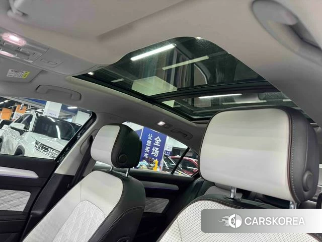 Volkswagen Magotan id 4255853 из Китая 9