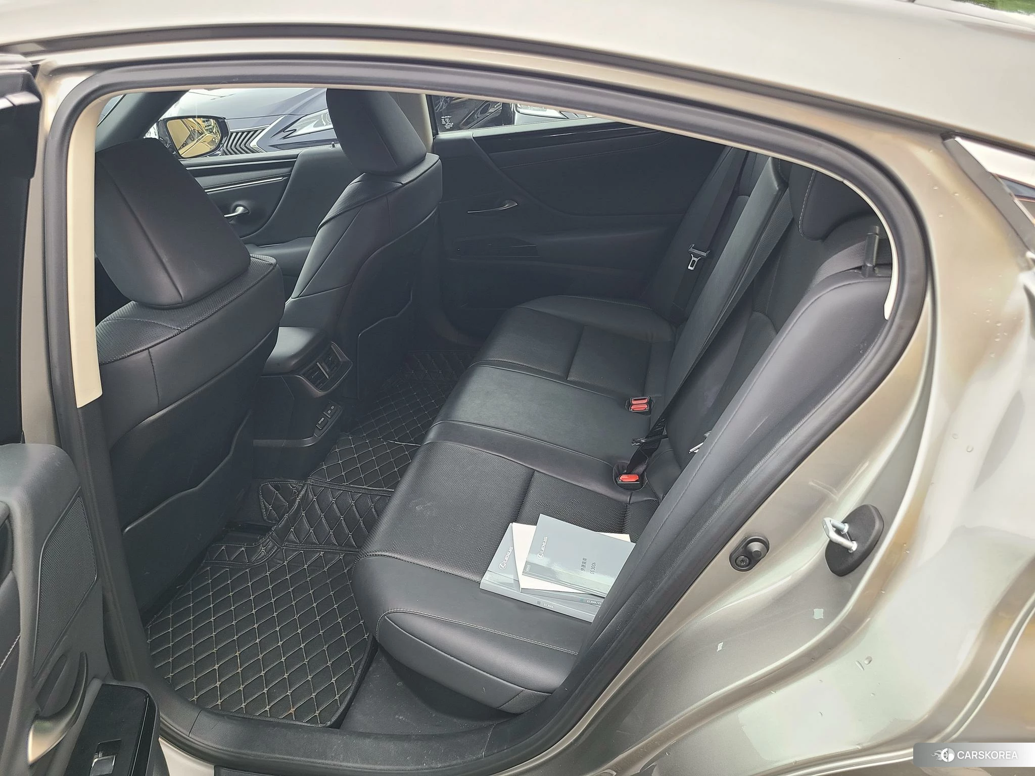 Lexus ES id 4498807 из Китая 12
