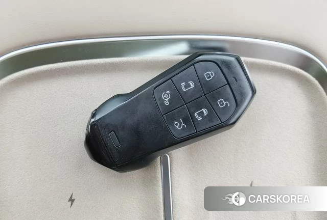 Xiaopeng Motors Xiaopeng X9 id 3945133 из Китая 24