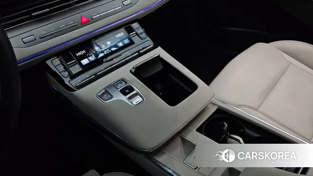 Hyundai The New Grandeur IG id 3399031 из Кореи 19