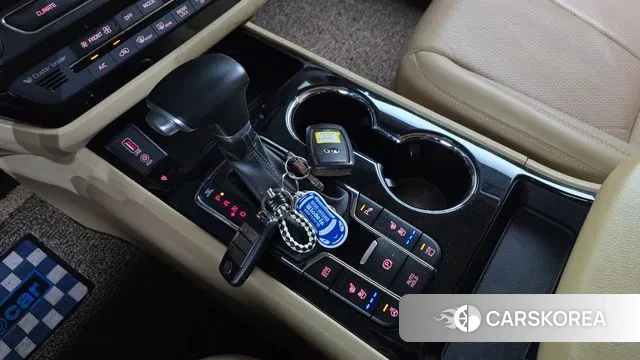 Kia The New Carnival id 3243367 из Кореи 19