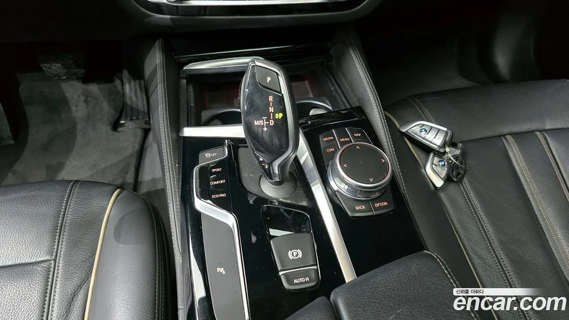 BMW 5 Series (G30) id 2069555 из Кореи 19