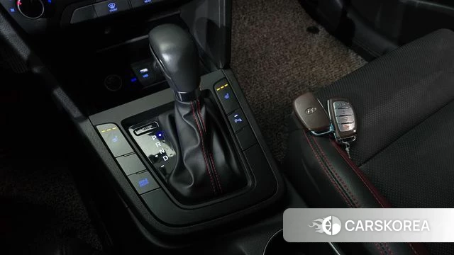 Hyundai Avante AD id 3861631 из Кореи 19