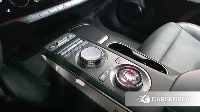 Genesis GV70 id 4646464 из Кореи 19